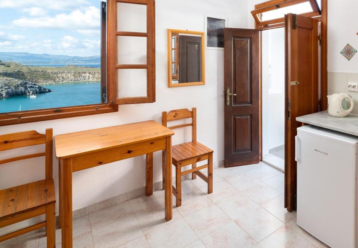 לינדוס Apostolos Rooms מראה חיצוני תמונה